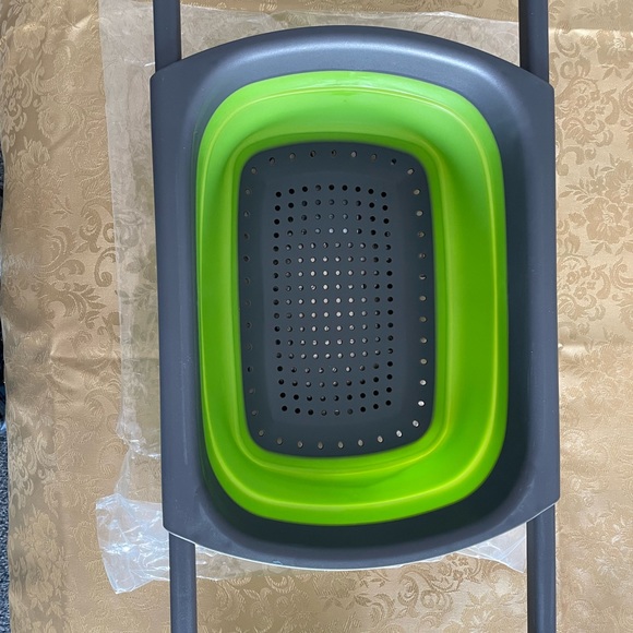 3 NWOT 3 collapsable Colanders - Picture 13 of 13